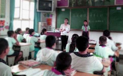 如何利用智能篮板实现个性化篮球训练_0